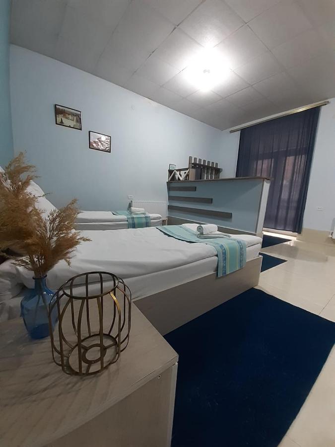 Lind Guest House B&B Gyumri Bagian luar foto
