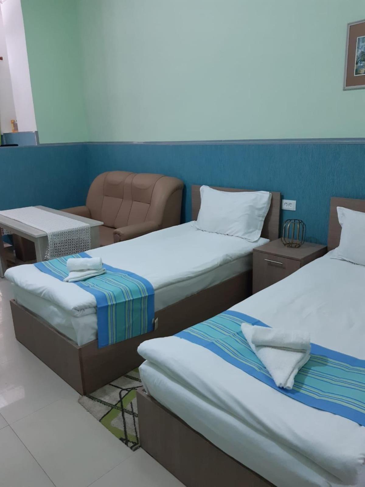 Lind Guest House B&B Gyumri Bagian luar foto