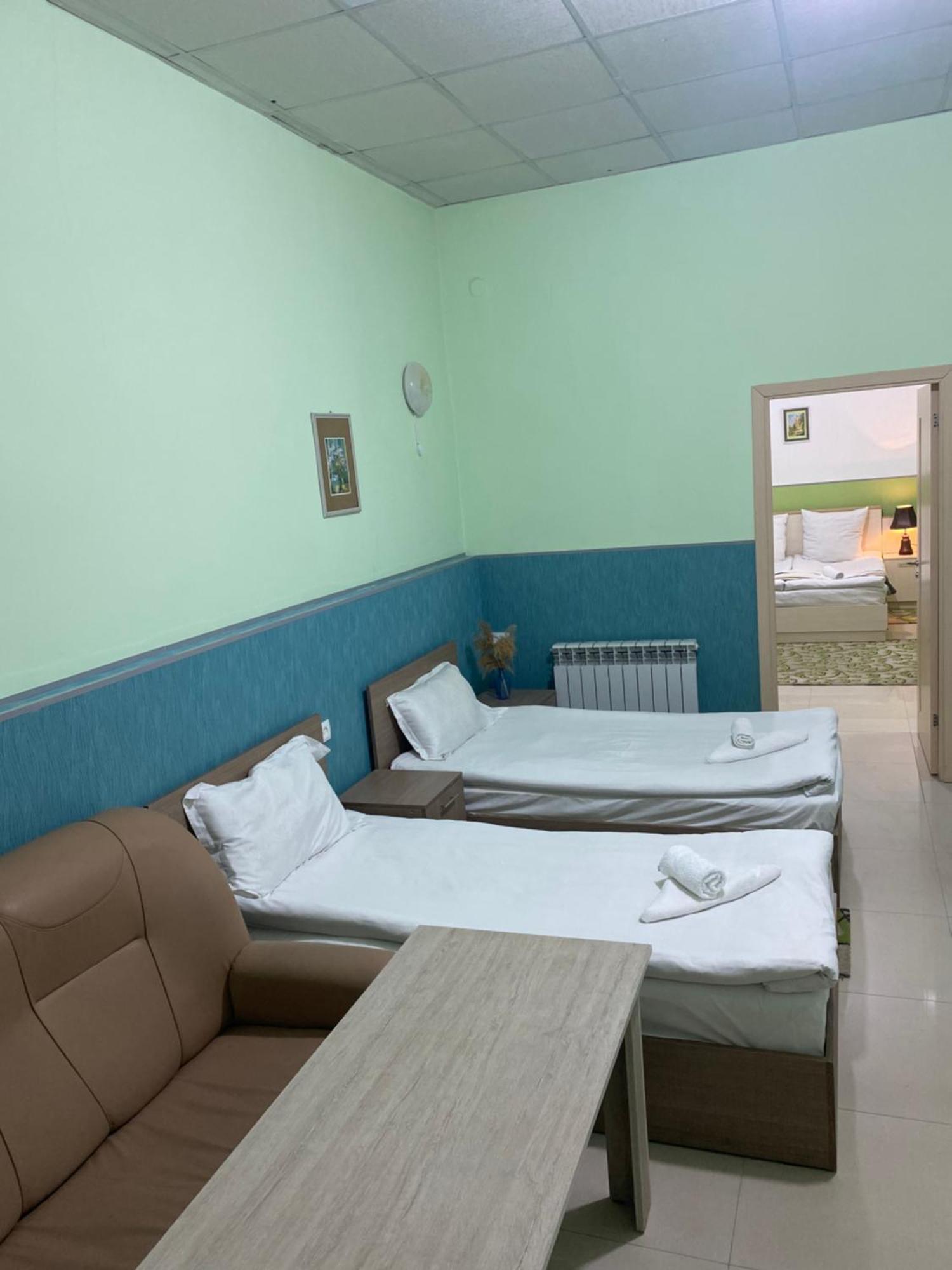 Lind Guest House B&B Gyumri Bagian luar foto